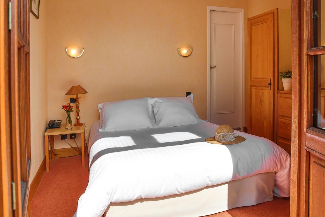 L'Oustal Del Barry Hotel Najac Ngoại thất bức ảnh